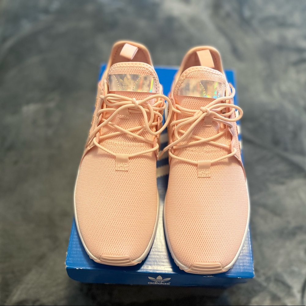 Adidas - Picture 3 of 4